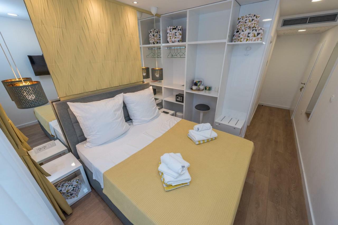 Gallery Rooms With Parking Задар Екстериор снимка